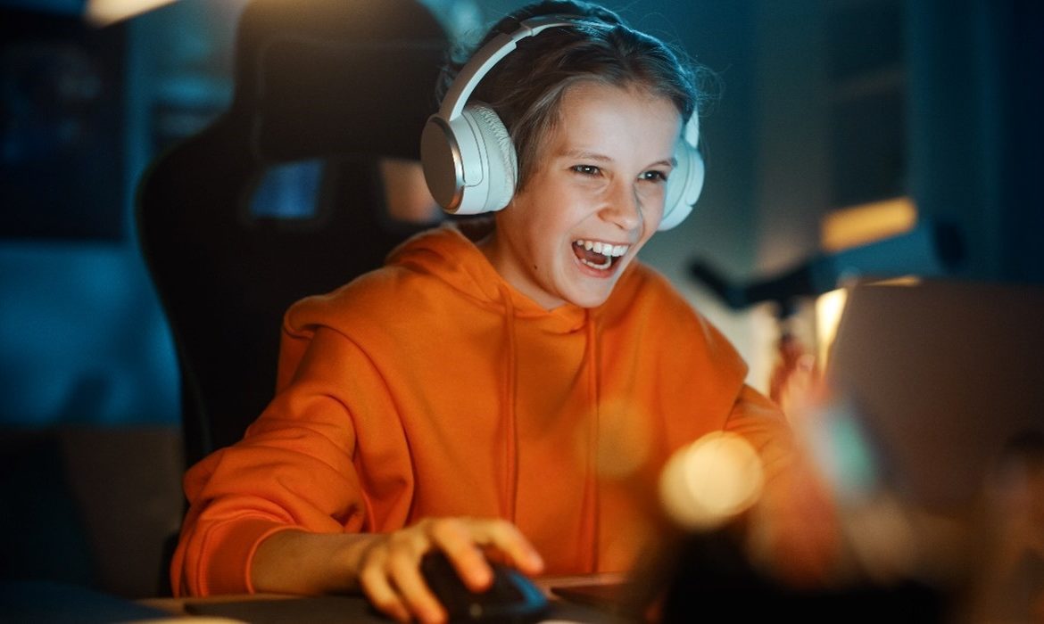 Child using VPN to game