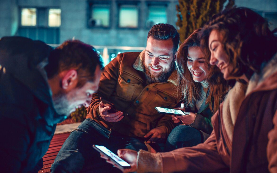 Symmetrical speeds allow this friend group to browse their phones in peace.