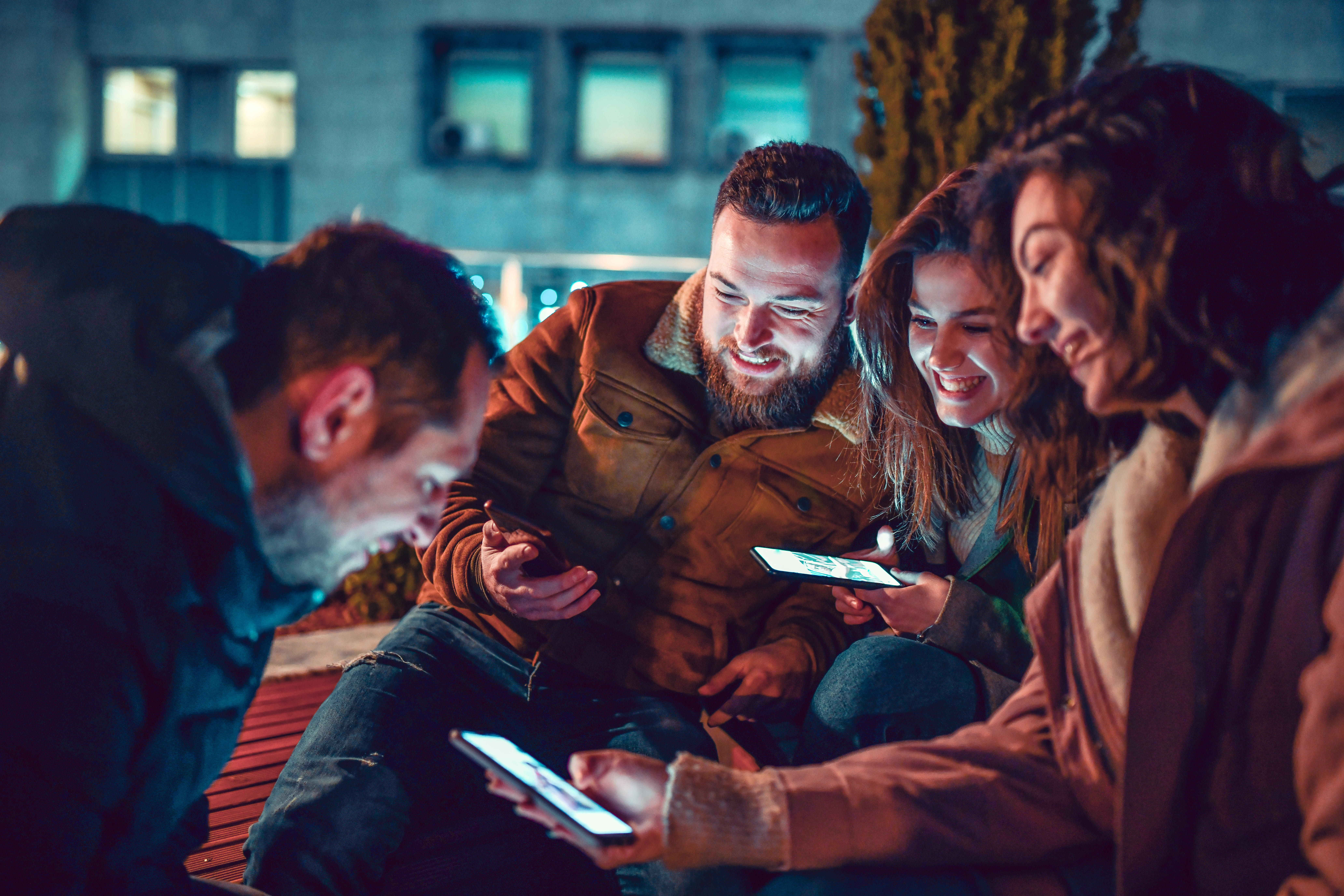 Symmetrical speeds allow this friend group to browse their phones in peace.