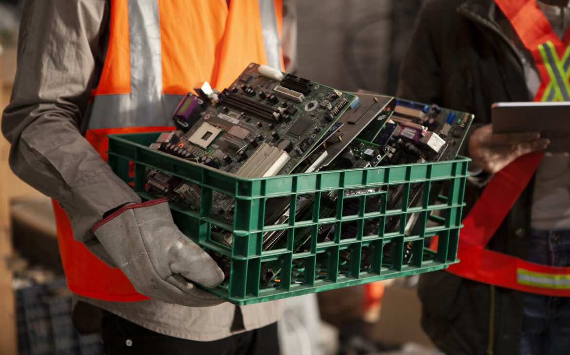 Cutting back on e-waste for Earth Day 2023
